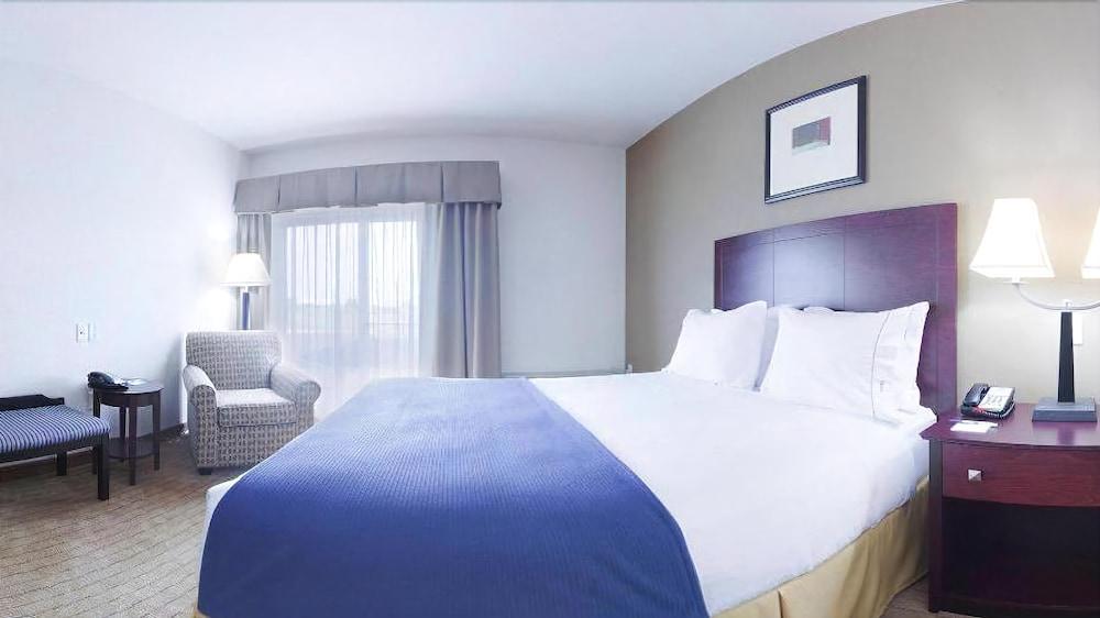 Hotel Express & By Ihg 3*