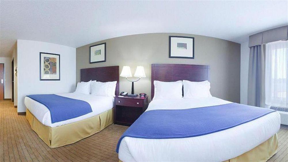 Express & By Ihg Hotel