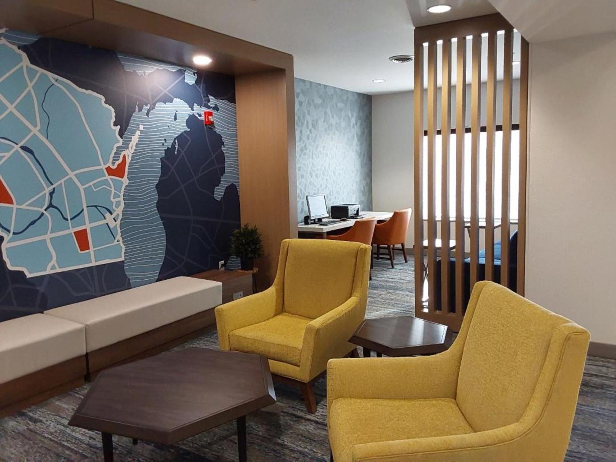 Express & By Ihg Hotel Antigo