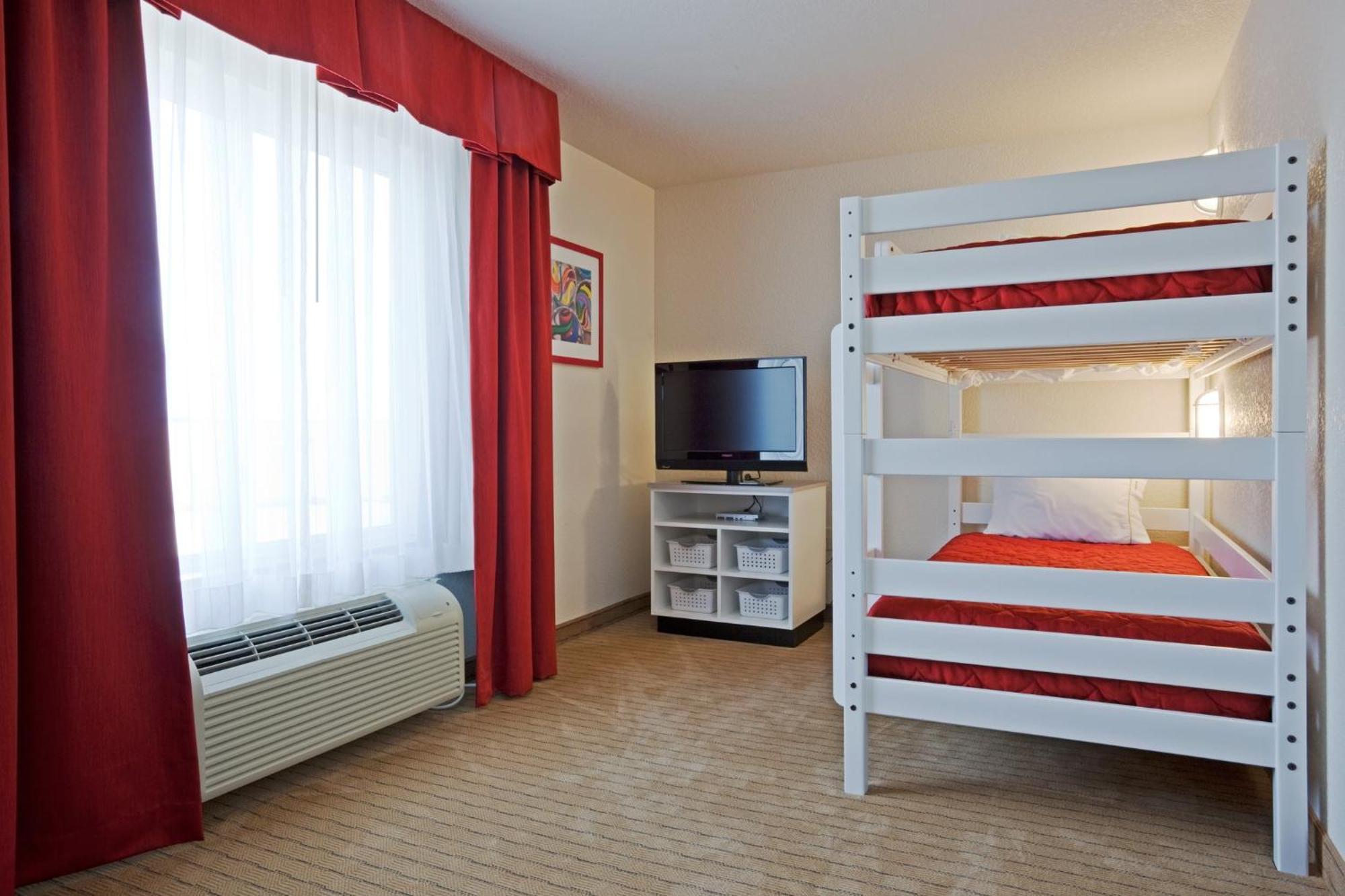 Hotel Express & By Ihg